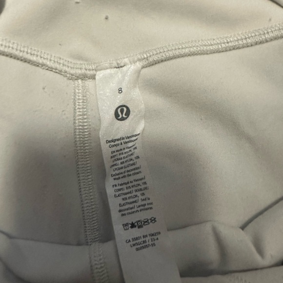 🤍🧁Lululemon Set🧁🤍 - Picture 5 of 7